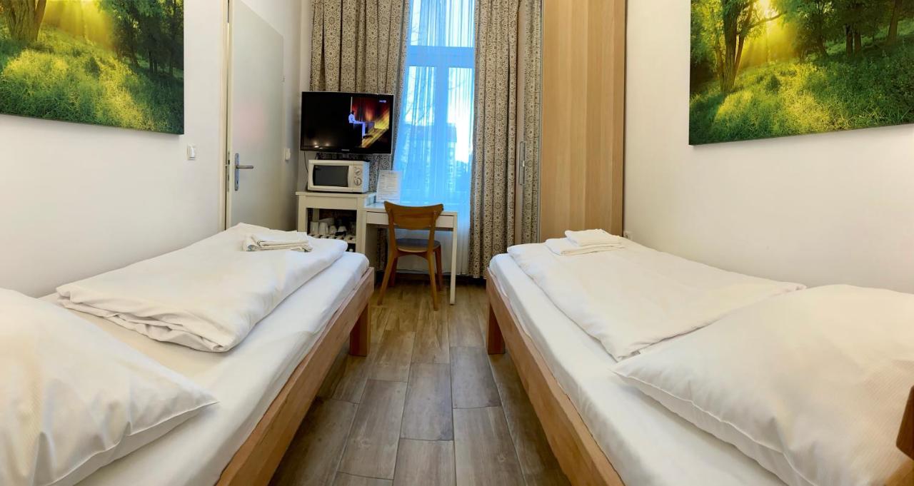 Ajo Central Room - Self-Check-In Vienna Exterior photo
