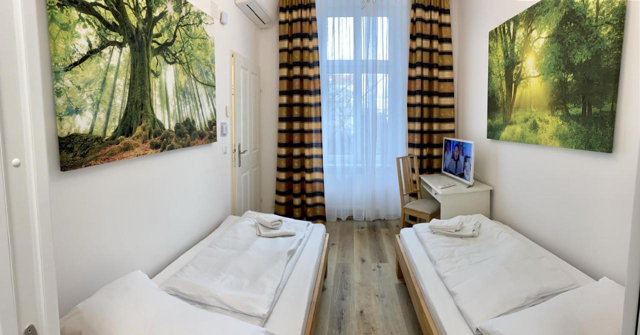 Ajo Central Room - Self-Check-In Vienna Exterior photo