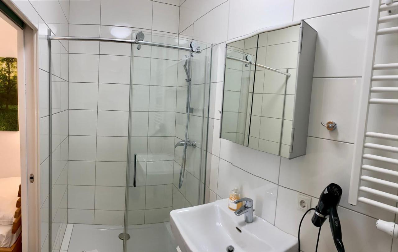 Ajo Central Room - Self-Check-In Vienna Exterior photo