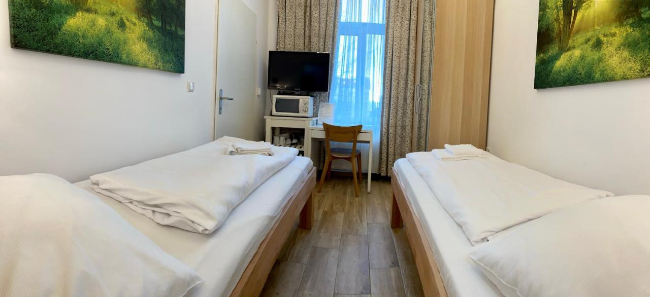 Ajo Central Room - Self-Check-In Vienna Exterior photo