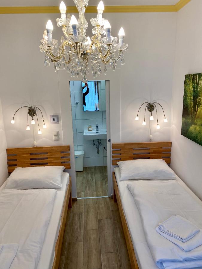 Ajo Central Room - Self-Check-In Vienna Exterior photo